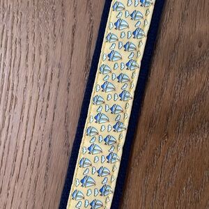 Vineyard Vine 34 Yellow Sailboat Print Belt Brown Leather accents, Gold Buckle.